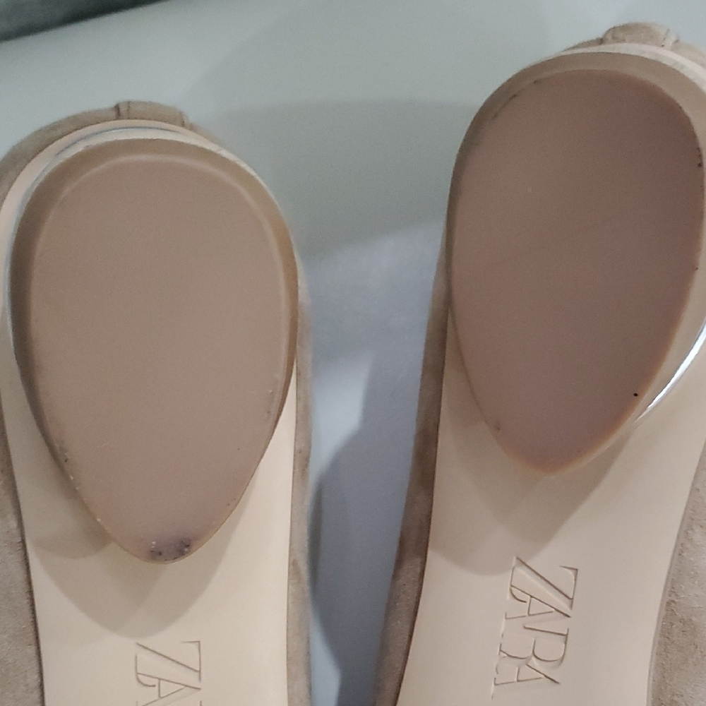 Zara Tan Flats Sleek Minimalist Design Sz 8 - Picture 13 of 14